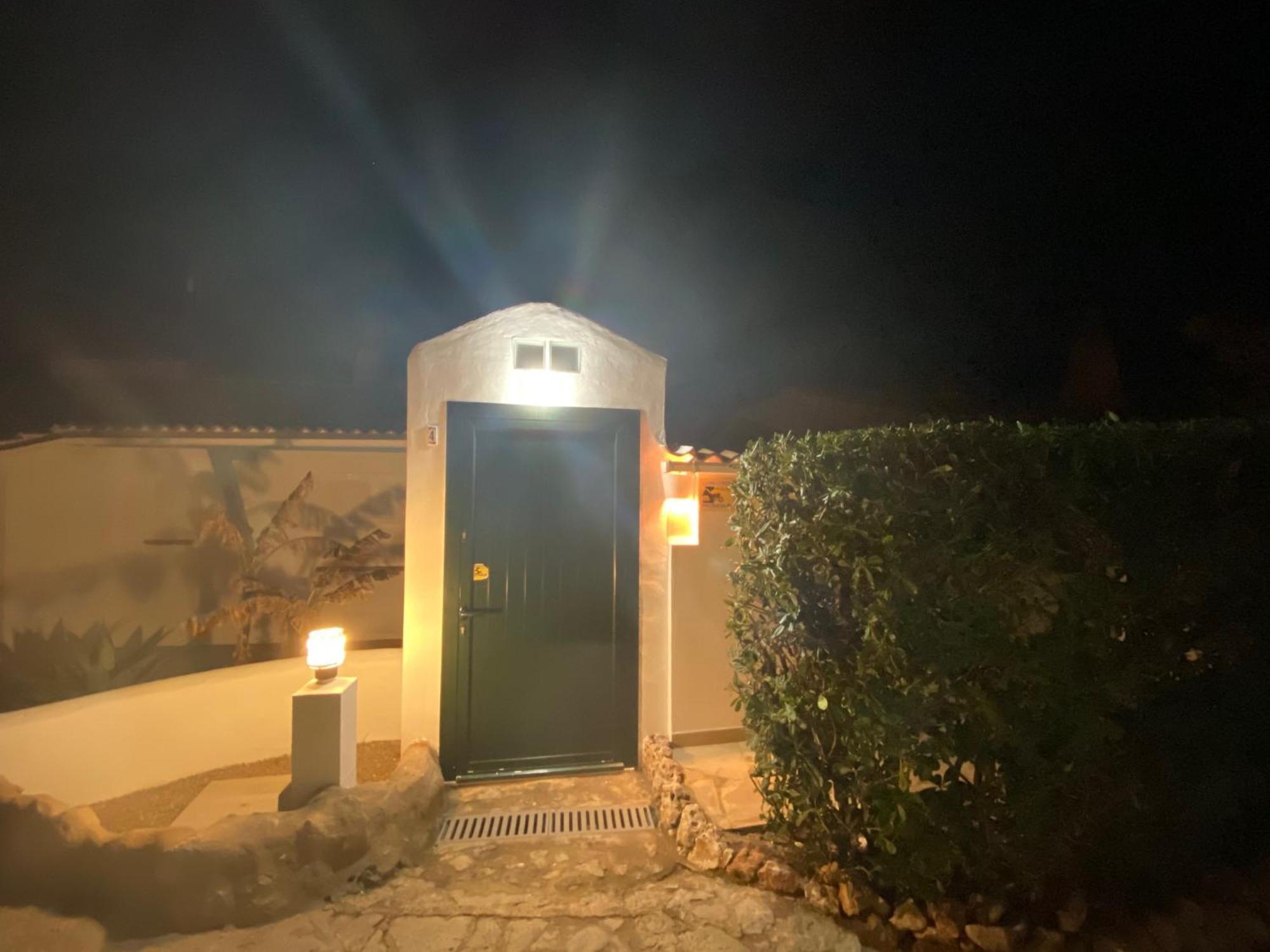 Luxury Oceanfront In An Idyllic Location No1 Holiday home